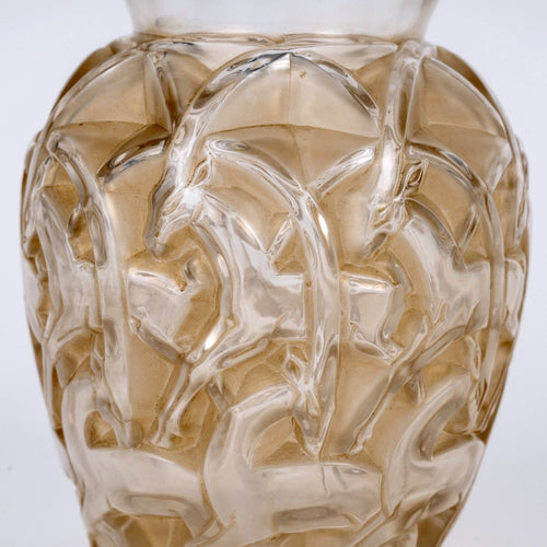 1931 René Lalique - Vase Chamois Verre Blanc Patiné Sépia